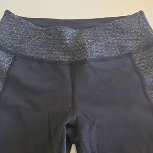 Beyond Yoga Black and Gray Leggings